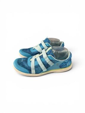 Lands end Women Water Shoes Turquoise Tie Dye Size 10 Shoes